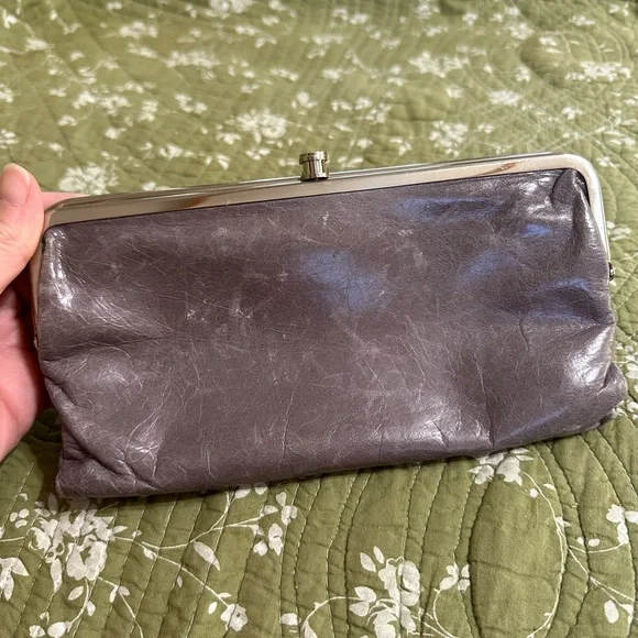 HOBO Lauren Clutch Wallet - Picture 3 of 10